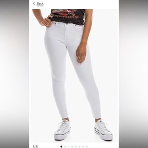 1822 Denim white butter denim crop skinny jeans size 8